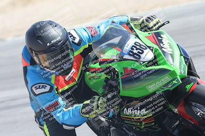 media/Sep-20-2025-Race Pace (Sat) [[d4e1b33f4d]]/Non Verified/Turn 10 Inside (1110am)/